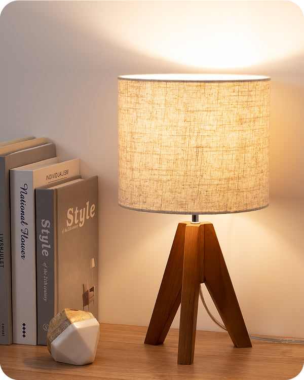 EDISHINE 14.2″ Light Brown Wooden Tripod Table Lamp, 1 Pack-HLTL05Q